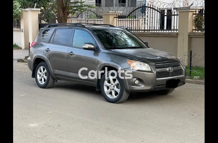 2010 TOYOTA RAV4
