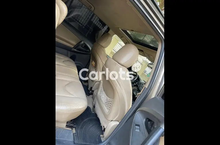 2010 TOYOTA RAV4 - 4/5