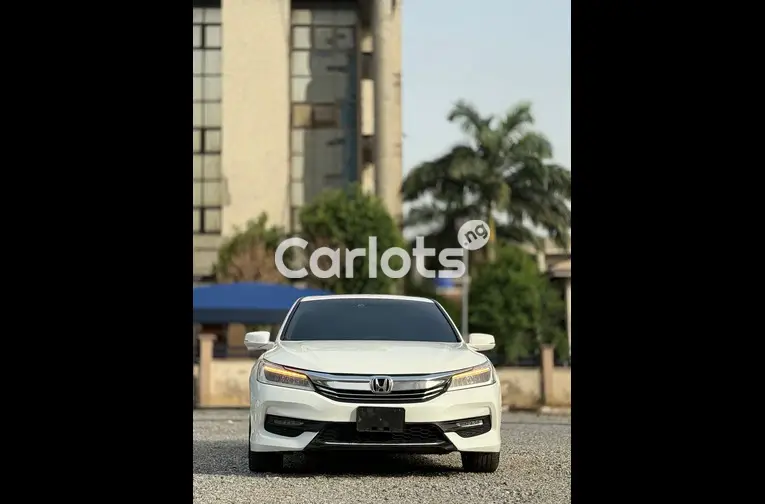 2017 UPGRADED HONDA ACCORD FULL OPTION - 2/5