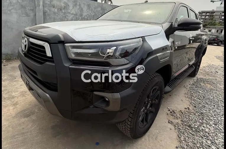 BRAND NEW 2025 TOYOTA HILUX ADVENTURE - 1/5