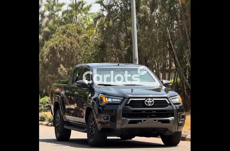 2021 BULLETPROOF TOYOTA HILUX ADVENTURE