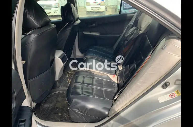 Clean Registered 2012 Toyota Camry LE - 3/5
