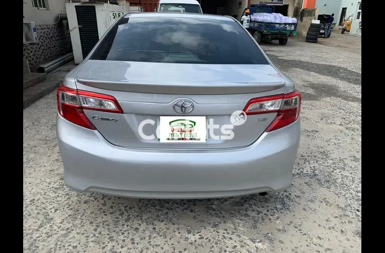 Clean Registered 2012 Toyota Camry LE - 5/5