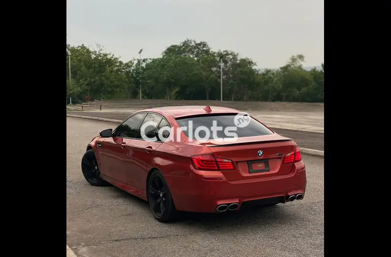 2013 BMW M5 COMPETITION - 4/5