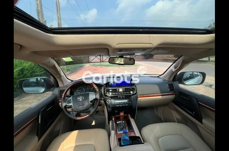 2015 TOYOTA LAND CRUISER V6 - 3/5