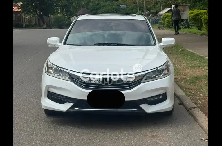 2016 UPGRADED HONDA ACCORD FULL OPTION - 1/5