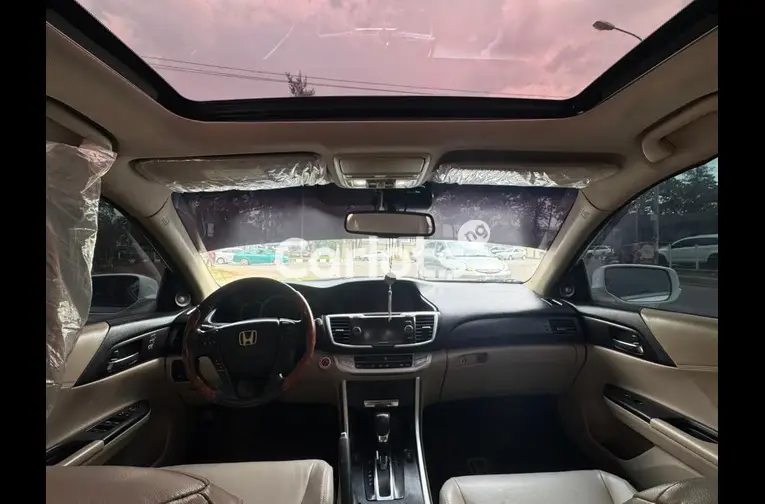 2016 UPGRADED HONDA ACCORD FULL OPTION - 2/5