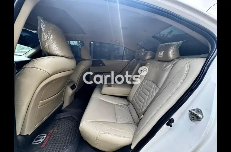 2016 UPGRADED HONDA ACCORD FULL OPTION - 3/5