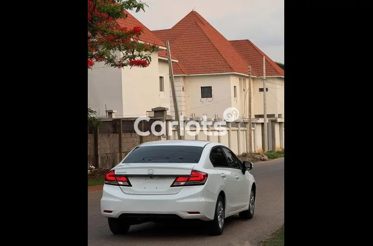 FOREIGN USED 2015 HONDA CIVIC FULL OPTION - 4/5