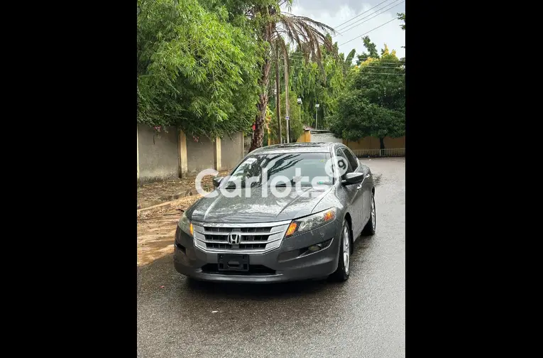 2012 HONDA CROSSTOUR - 1/5