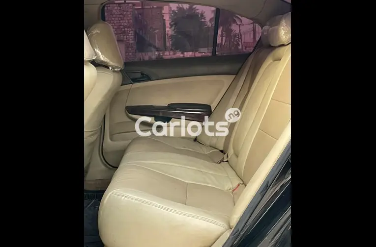 2011 HONDA ACCORD - 3/5