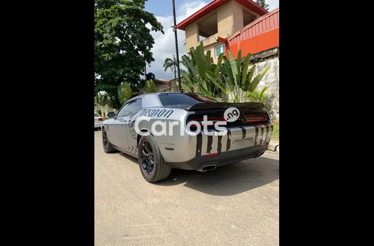 Pre-Owned 2015 Dodge Charger SRT Hell Cat - 4/5
