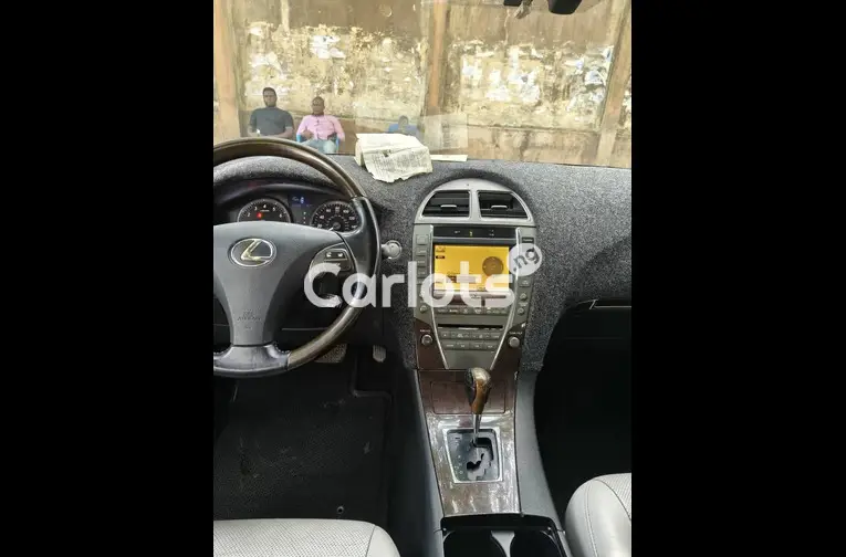 2012 Lexus ES350 Full Option - 2/5