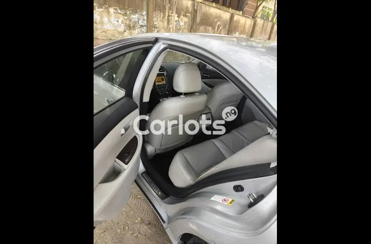 2012 Lexus ES350 Full Option - 3/5