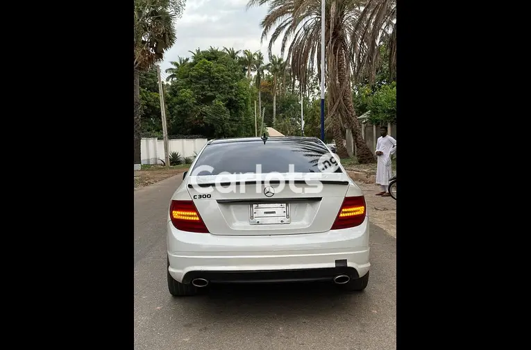 TOKS STANDARD 2008 MERCEDES BENZ C300 - 5/5