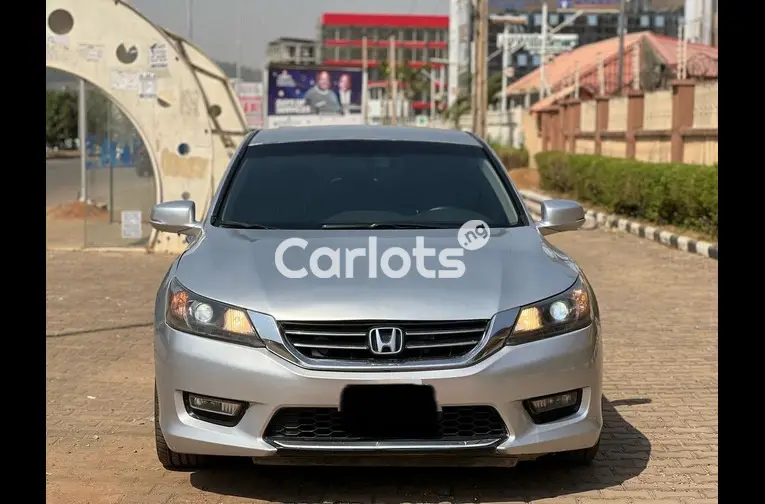 2013 HONDA ACCORD SPORT