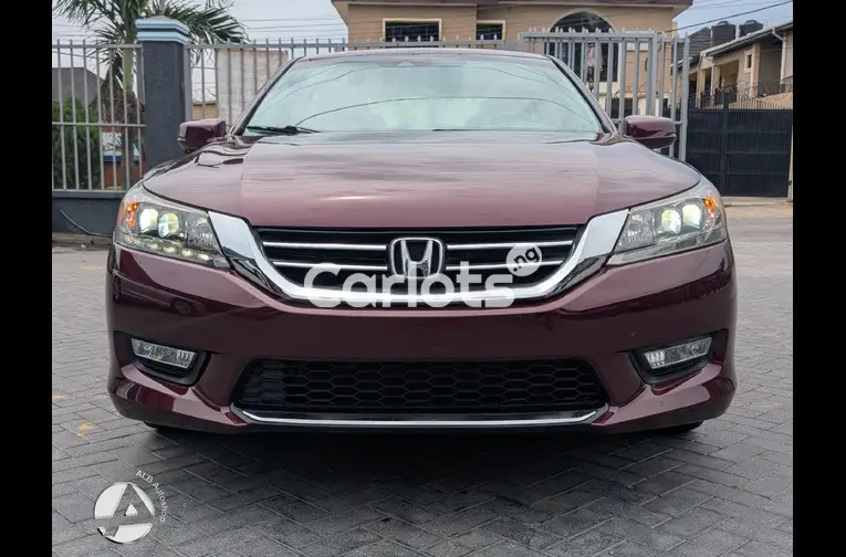 2014 Honda Accord Touring (Fully Loaded)