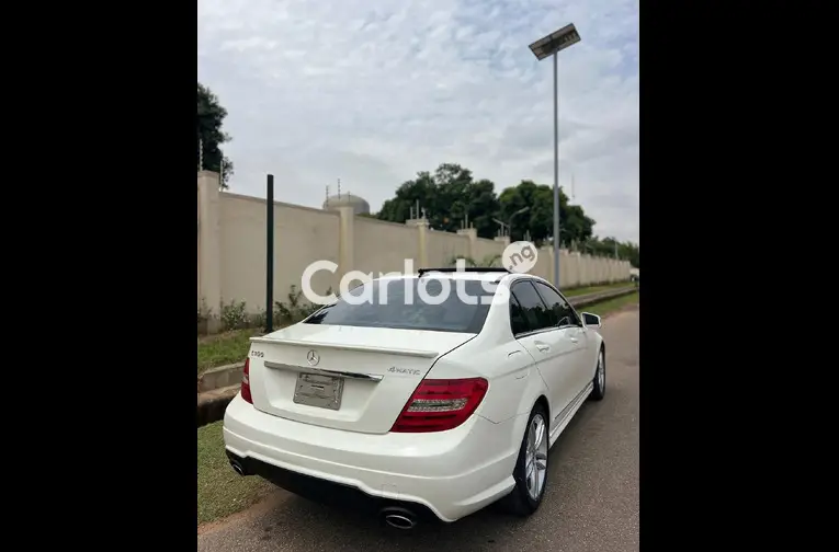 2012 MERCEDES BENZ C300 - 5/5