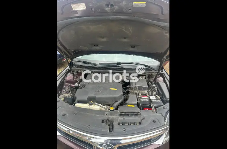 Distress Foreign used 2014 Toyota Avalon XLE - 4/5