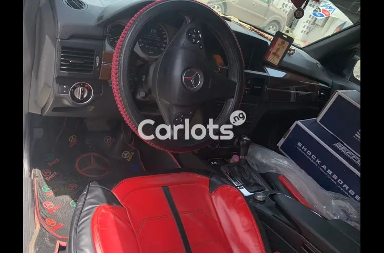 Belgium Grade 2011 Mercedes Benz GLK350 - 2/5