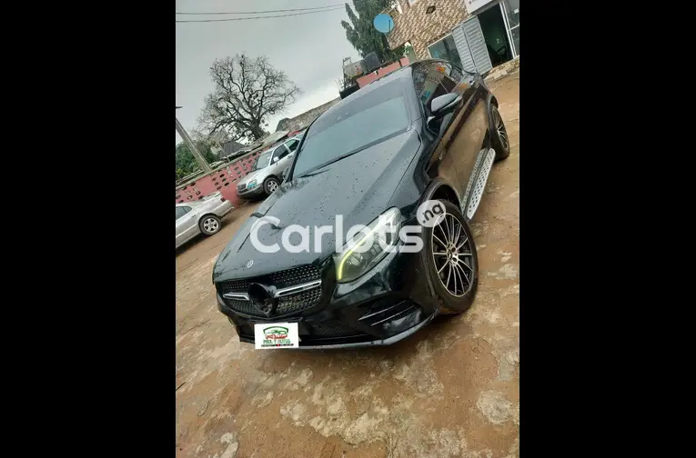 Clean 2019 Mercedes Benz GLC43S AMG