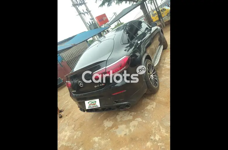 Clean 2019 Mercedes Benz GLC43S AMG - 5/5