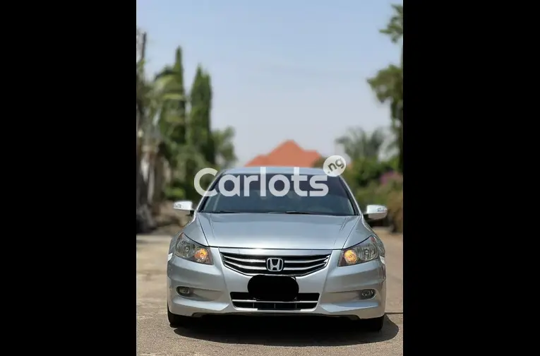 2011 HONDA ACCORD - 1/4