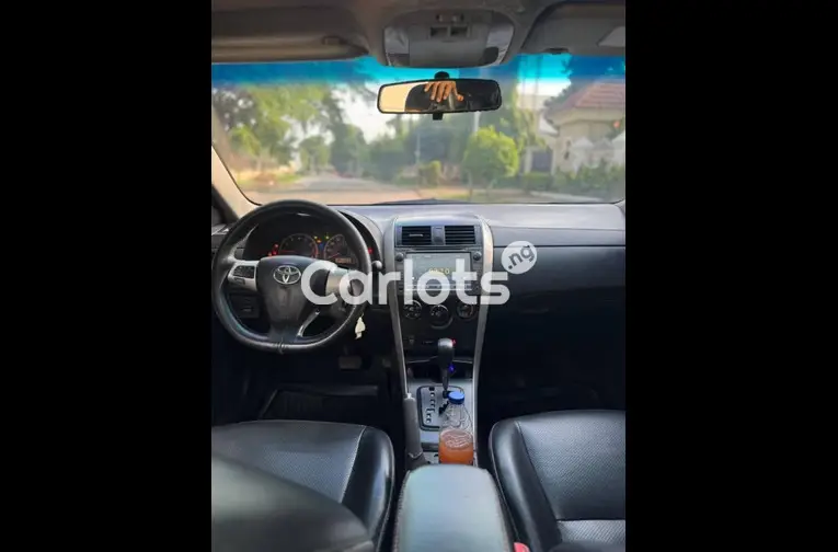 2013 UPGRADED TOYOTA COROLLA S - 3/5