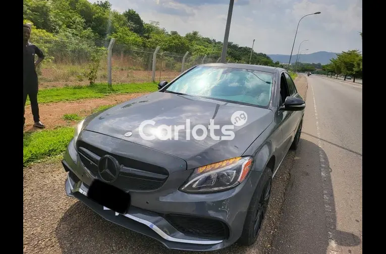 2016 MERCEDES BENZ C300 FULL OPTION