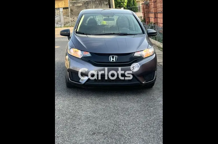 FOREIGN USED 2015 HONDA FIT - 2/5