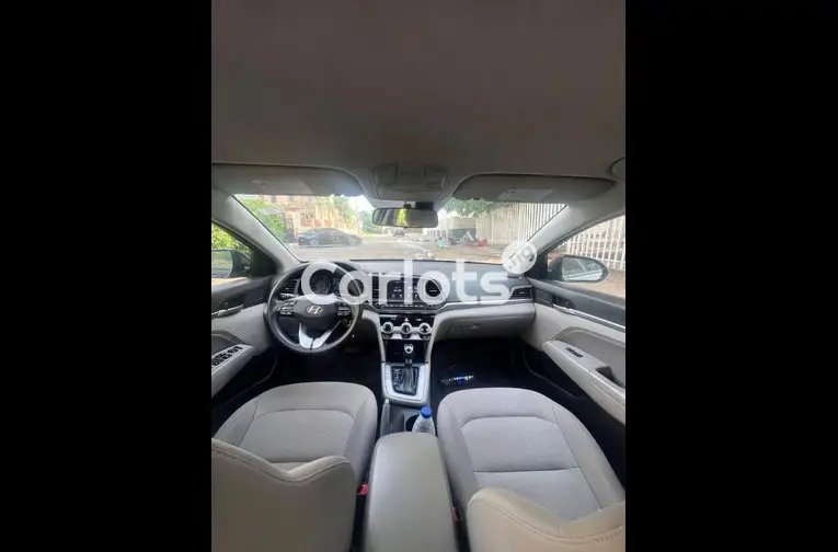 2019 HYUNDAI ELANTRA - 3/5