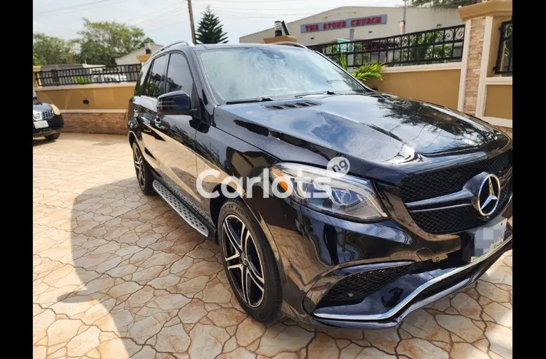CLEAN 2017 MERCEDES BENZ GLE550 AMG