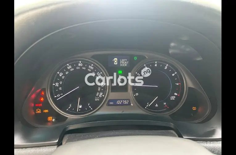 Used Lexus IS 250 2015 - 2/5