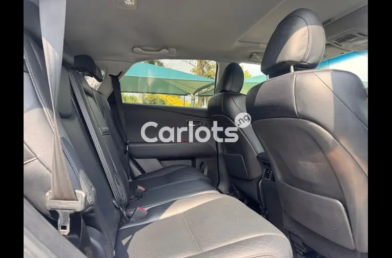 FOREIGN USED 2010 LEXUS RX350 - 3/5