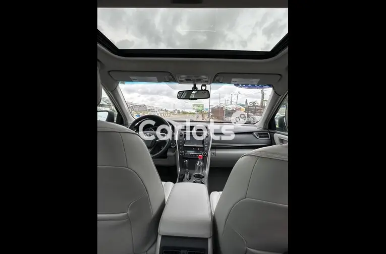 FOREIGN USED 2015 TOYOTA CAMRY XLE V6 - 3/5