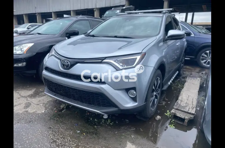 Foreign Used 2017 Toyota Rav4
