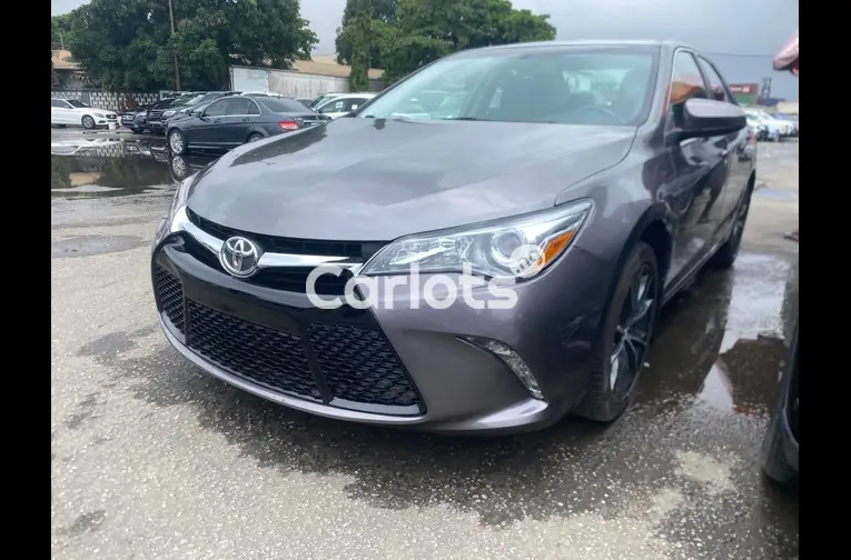 Foreign Used 2016 Toyota camry