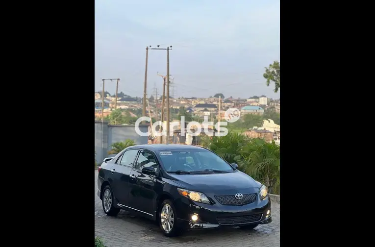 7WEEKS REGISTERED 2011 TOYOTA COROLLA SPORT