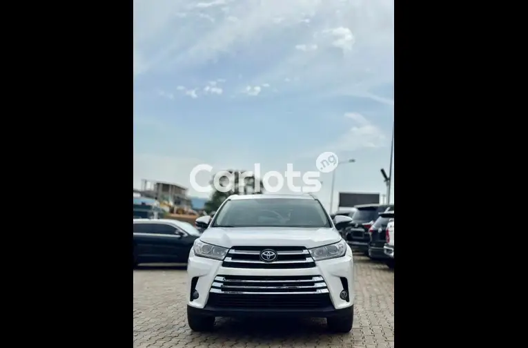 FOREIGN USED 2016 TOYOTA HIGHLANDER LIMITED