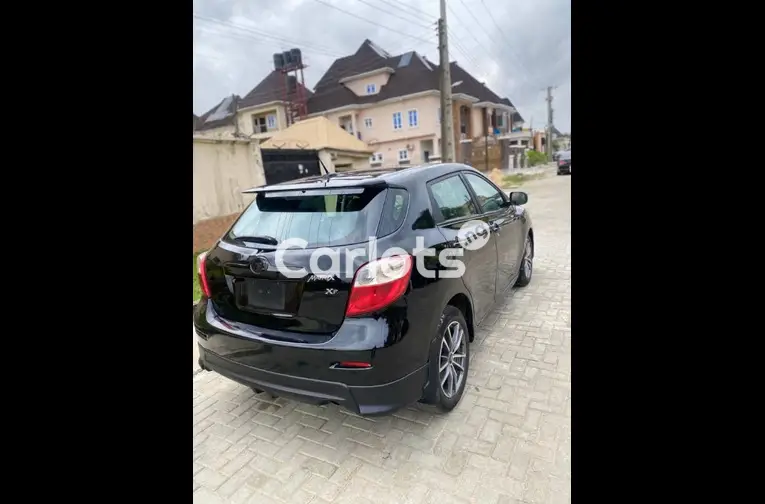 CLEAN 2009 TOYOTA MATRIX XR