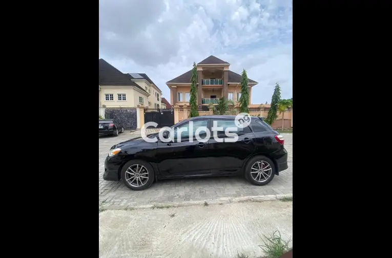 CLEAN 2009 TOYOTA MATRIX XR - 5/5