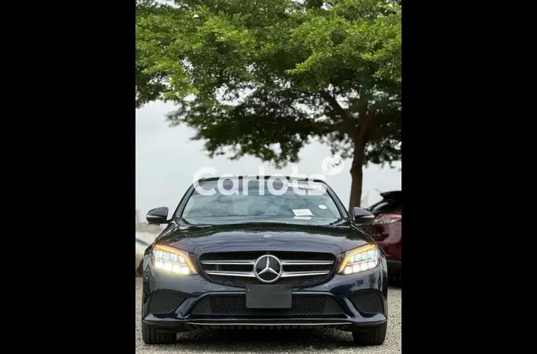 FOREIGN USED 2019 MERCEDES BENZ C300 - 2/5