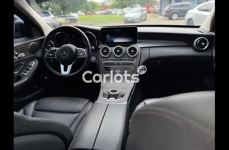 FOREIGN USED 2019 MERCEDES BENZ C300 - 3/5