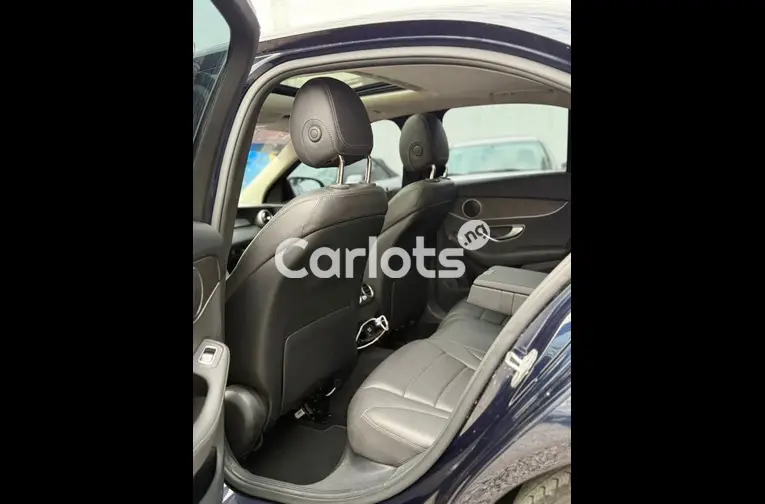 FOREIGN USED 2019 MERCEDES BENZ C300 - 4/5