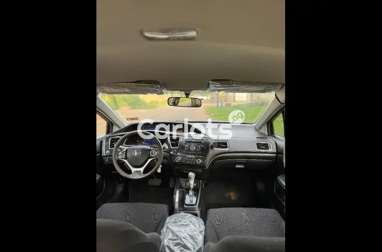 FOREIGN USED 2013 HONDA CIVIC - 3/5