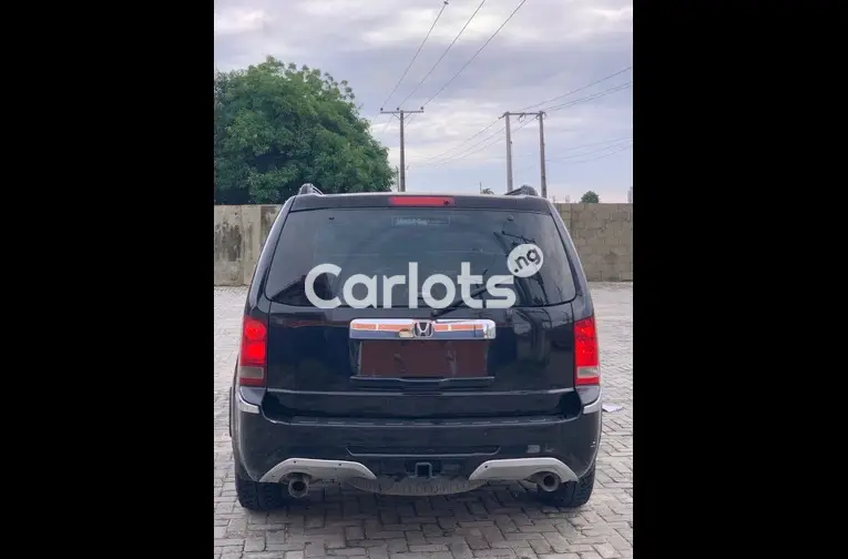 CLEAN FIRST BODY 2013 HONDA PILOT - 5/5