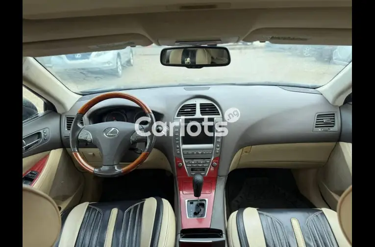 2009 LEXUS ES350 - 3/5
