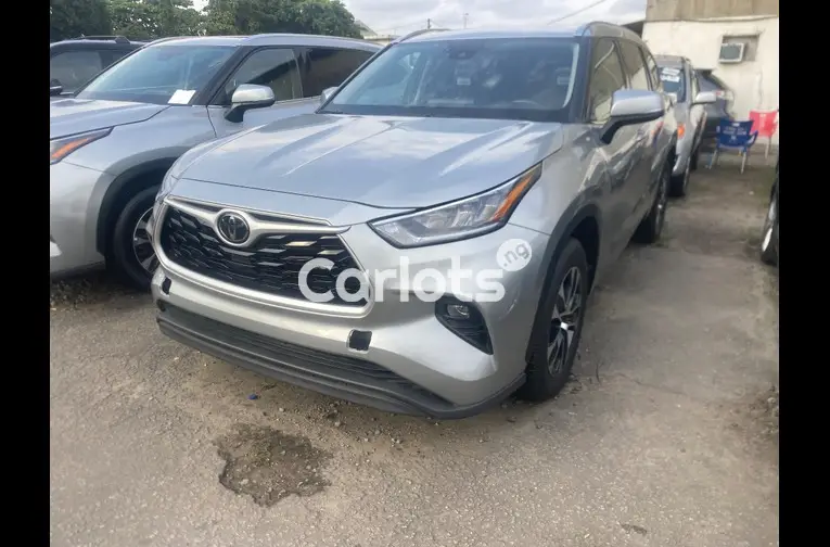 Foreign Used 2021 Toyota highlander