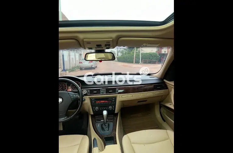 2010 BMW 3 SERIES 328i - 3/5