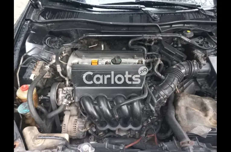 CLEAN 2008 HONDA ACCORD - 4/5